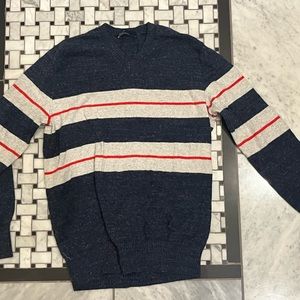 Gap Sweater size medium
